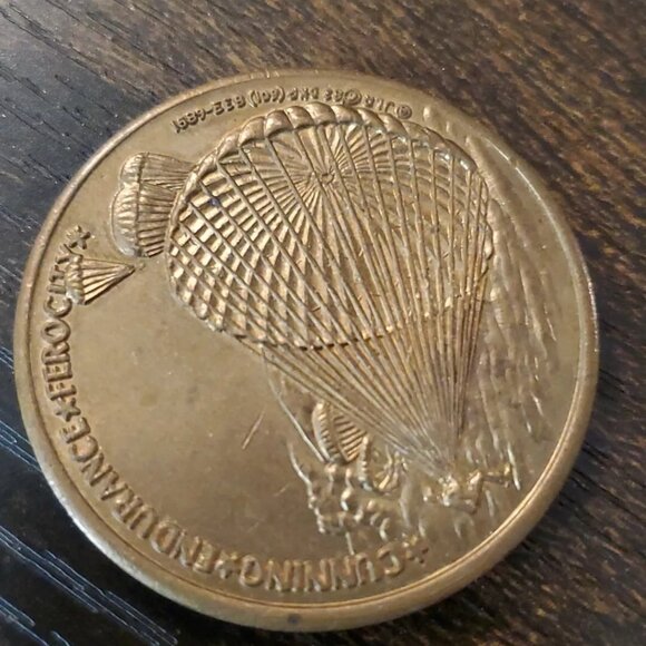 18th / XVIII Airborne Corps Vintage 1983 Army Challenge Coin / Gold Plated - Picture 8 of 14